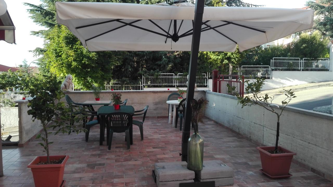 Hotel Leon D'Oro Castel Frentano Bagian luar foto